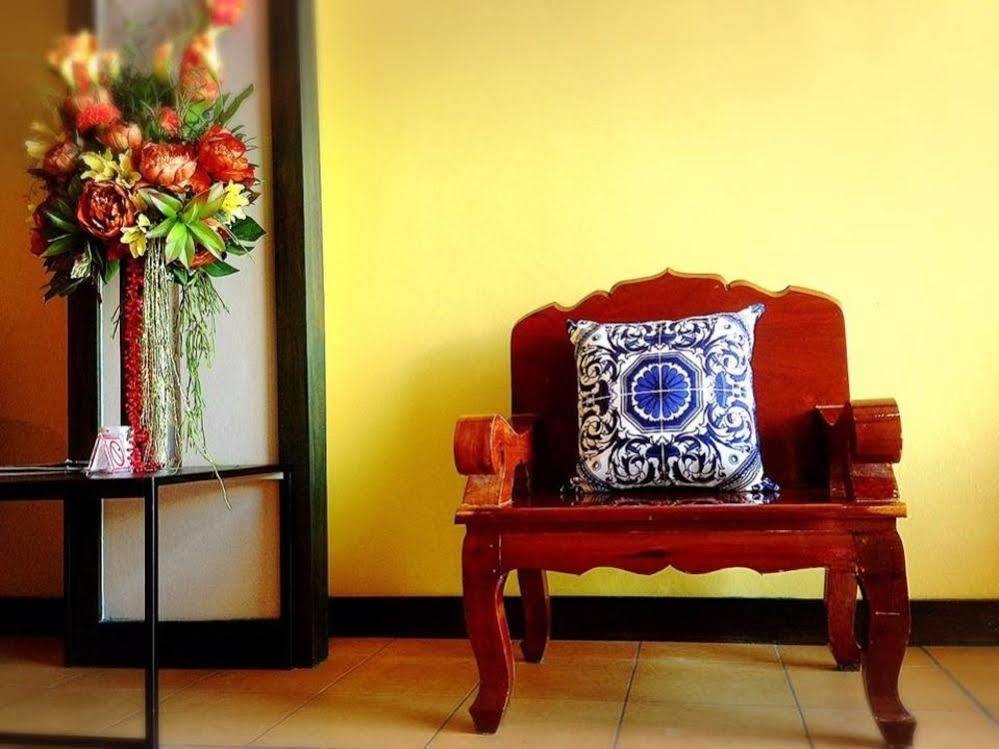 Mulberry House Hotel Pak Thong Chai Exterior foto
