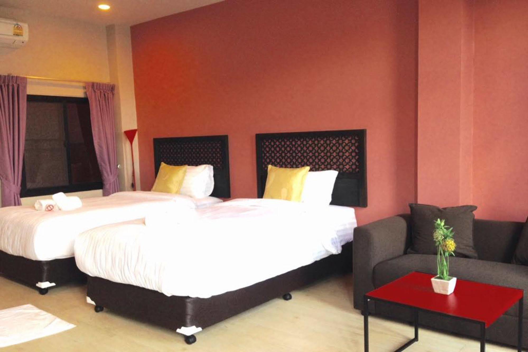 Mulberry House Hotel Pak Thong Chai Exterior foto