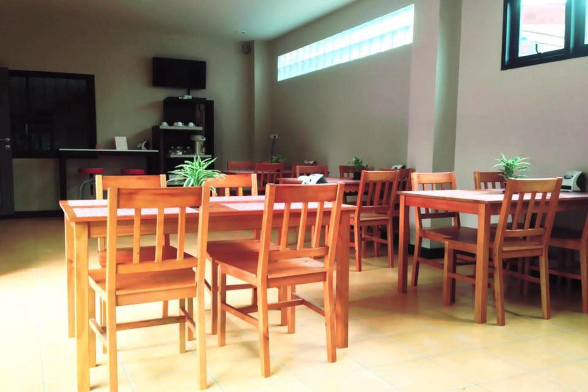 Mulberry House Hotel Pak Thong Chai Exterior foto